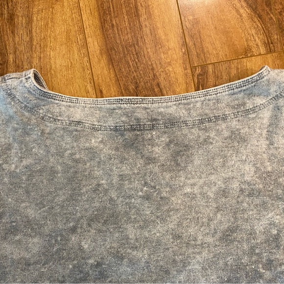 Vintage 24 Hour Workout Fitness Center Shirt - Picture 9 of 16